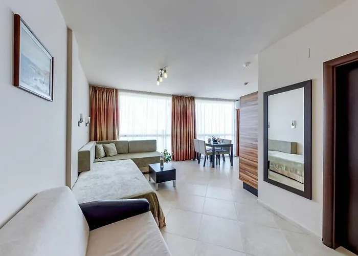 Briz 3* サニービーチ