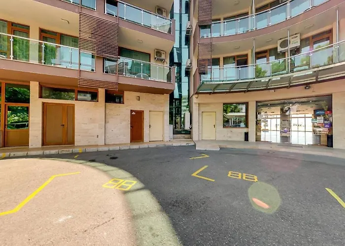 アパートホテル Briz サニービーチ