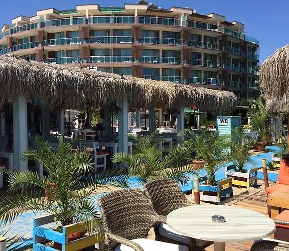 アパートホテル Briz 3*