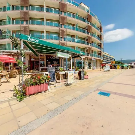 Briz Apartmanhotel